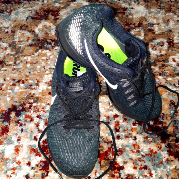 Nike Shoes - Nike Women's Zoom All Out Low Running Shoes